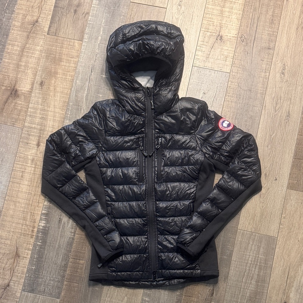Canada Goose Women's Black Quilted Hooded Puffer Jacket